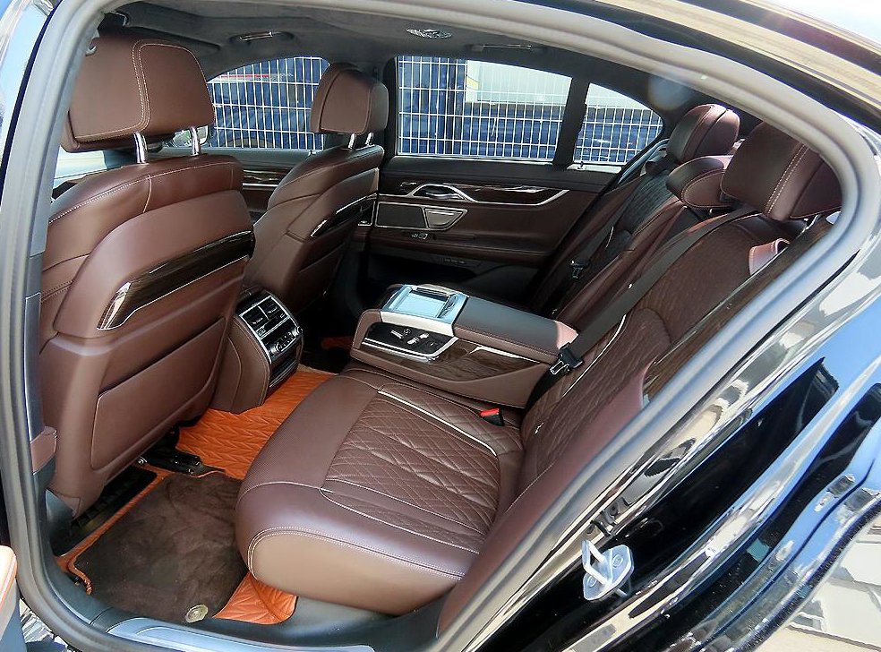 BMW 7시리즈 745e sDrive 디자인 퓨어 엑설런스 사진 6