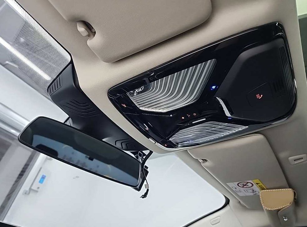 BMW 5시리즈 523d M 스포츠 사진 17