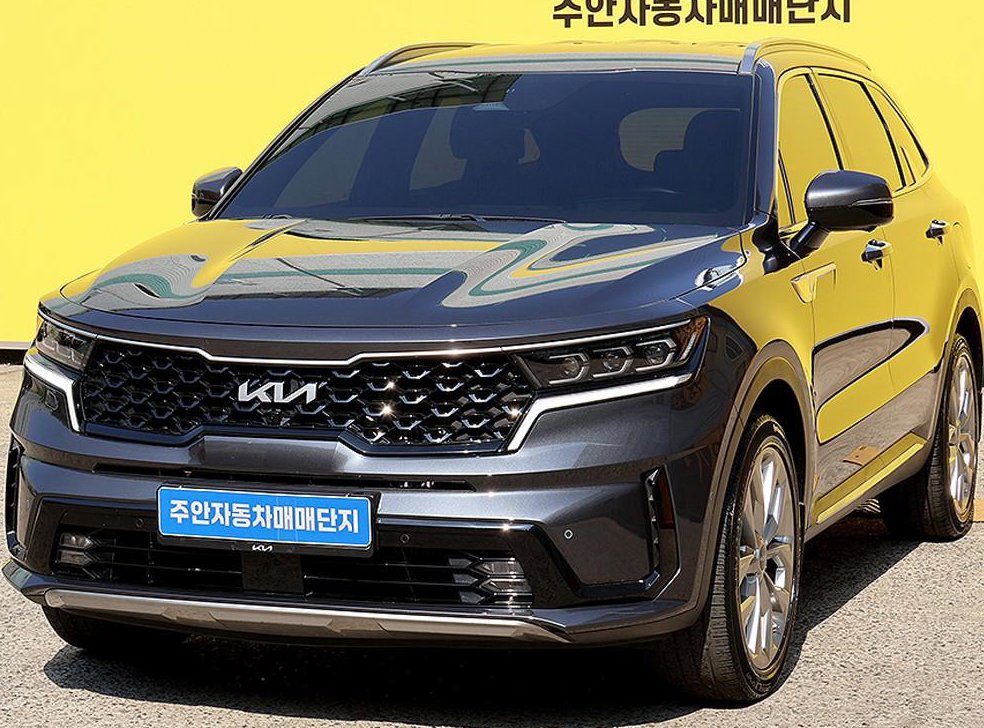 기아 쏘렌토 가솔린 2.5T 4WD 시그니처 사진 2