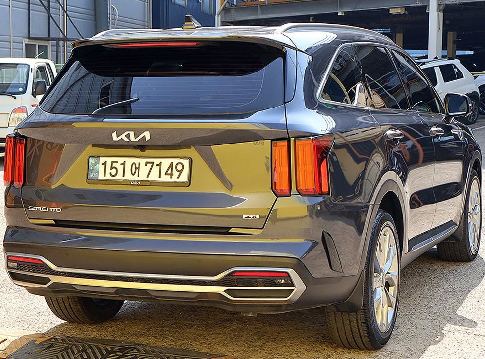 기아 쏘렌토 가솔린 2.5T 4WD 시그니처 사진 4
