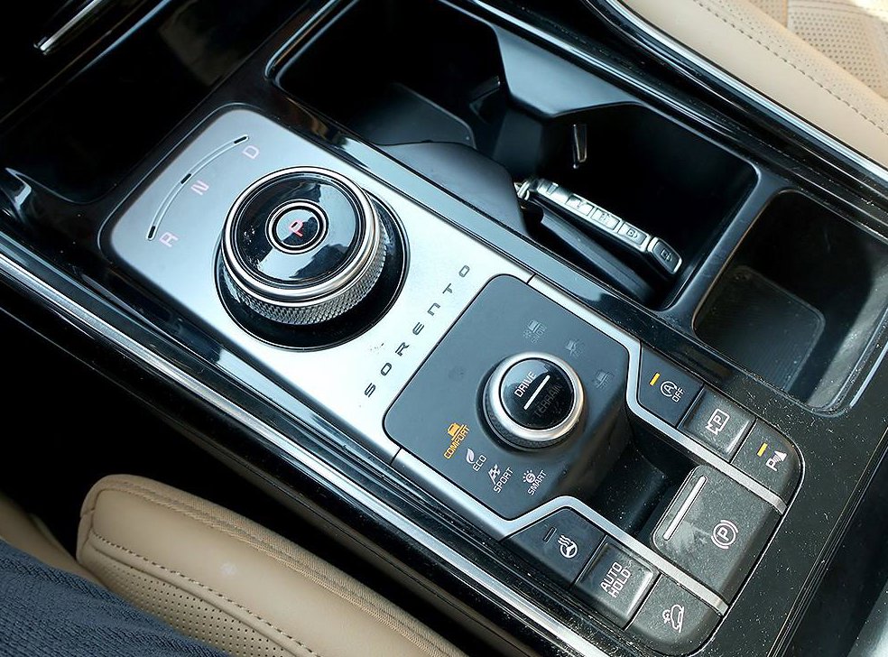 기아 쏘렌토 가솔린 2.5T 4WD 시그니처 사진 7