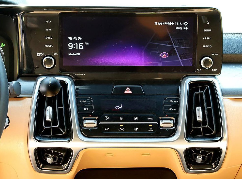 기아 쏘렌토 가솔린 2.5T 4WD 시그니처 사진 8