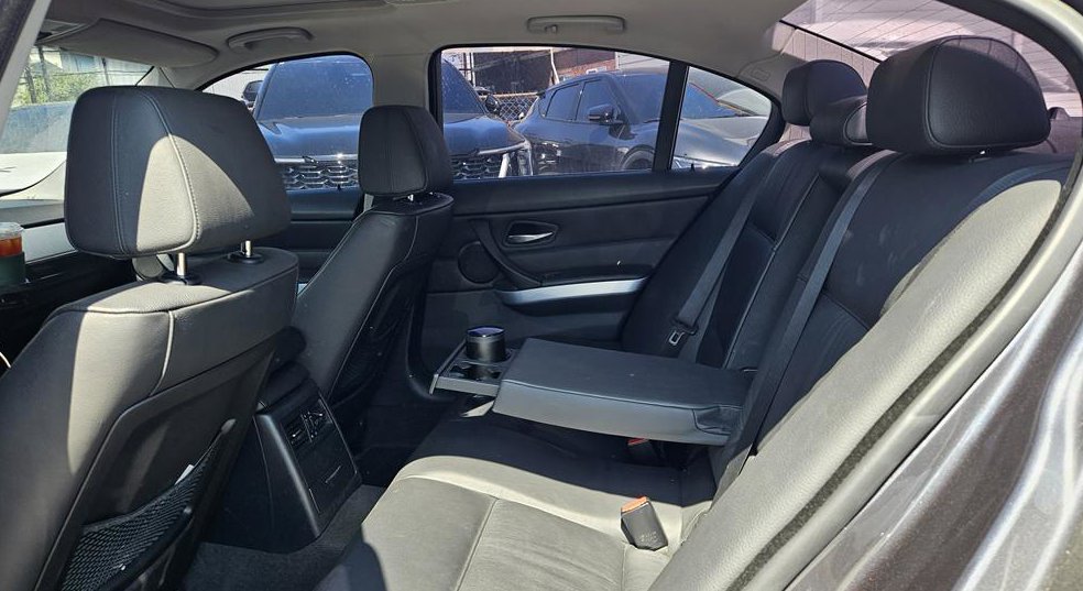 BMW 3시리즈 335i 세단 스포츠 사진 13