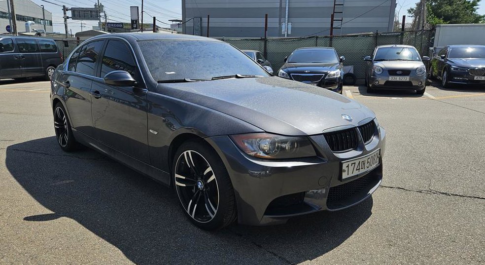 BMW 3시리즈 335i 세단 스포츠 사진 2