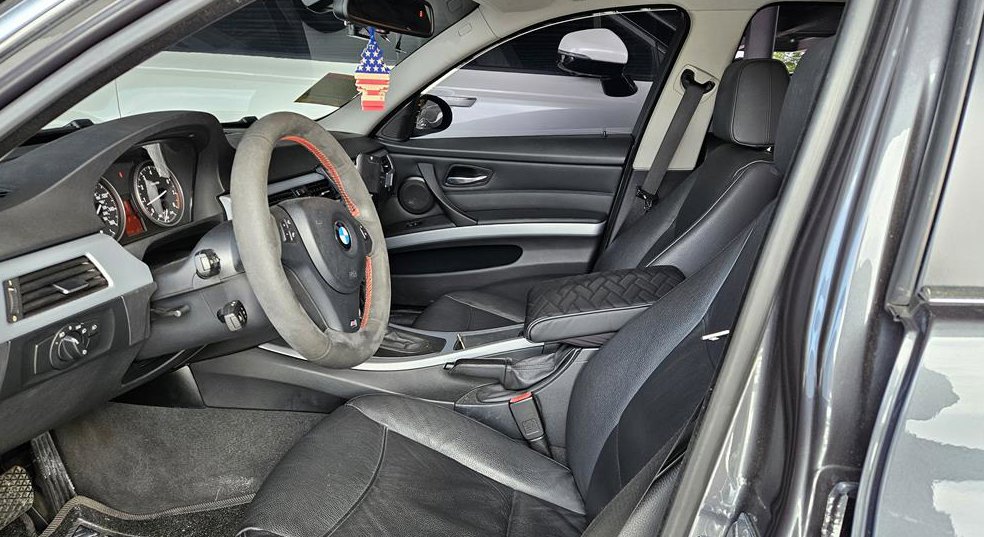 BMW 3시리즈 335i 세단 스포츠 사진 7