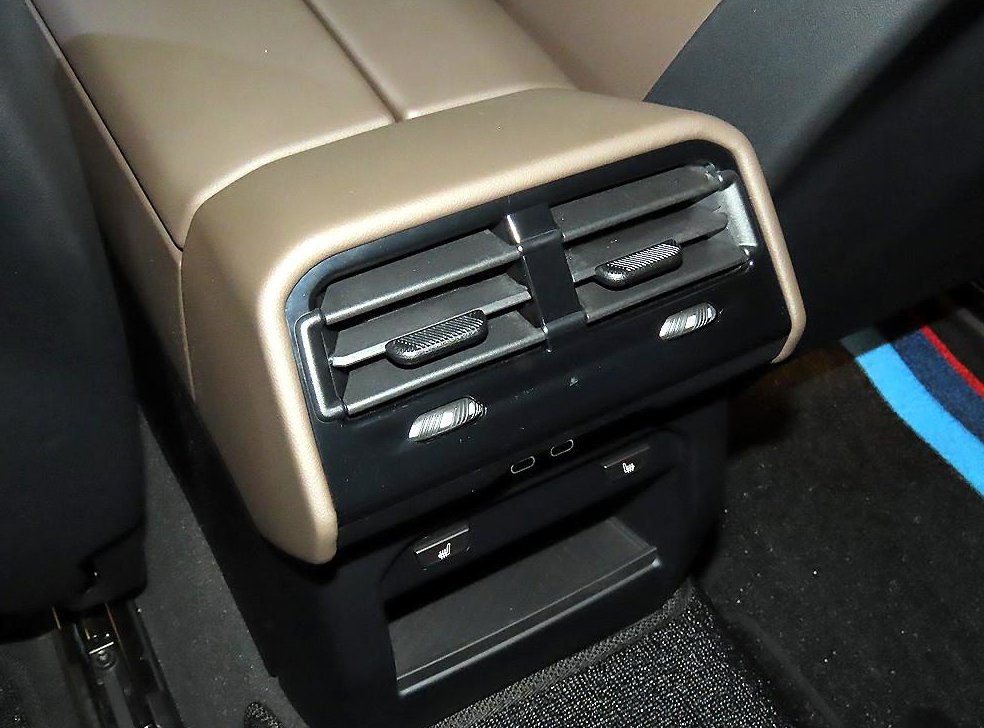 BMW 5시리즈 520i 사진 14