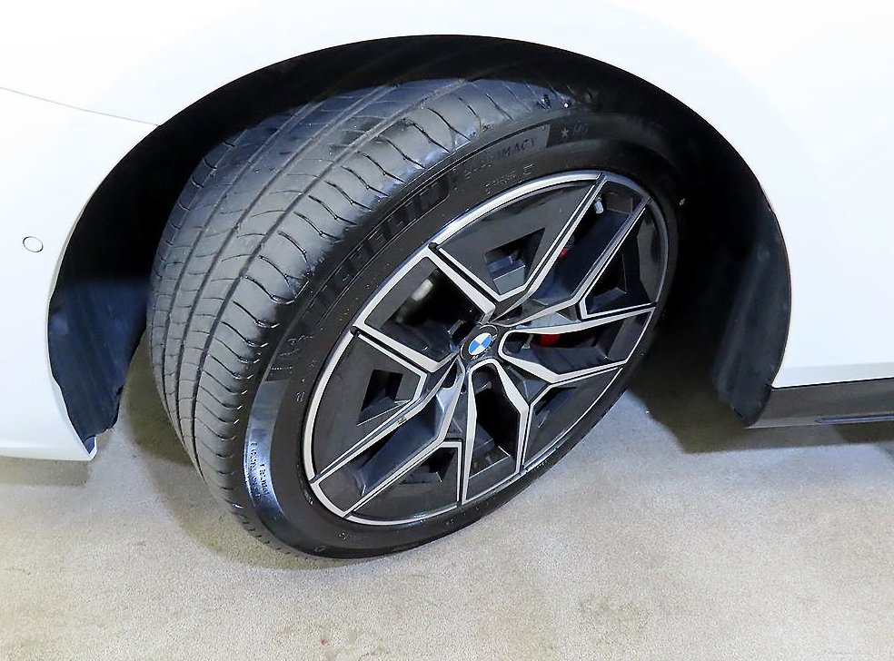 BMW 5시리즈 520i 사진 20