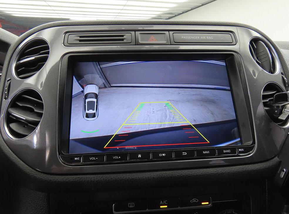 폭스바겐 티구안 2.0 TDI 컴포트 사진 12