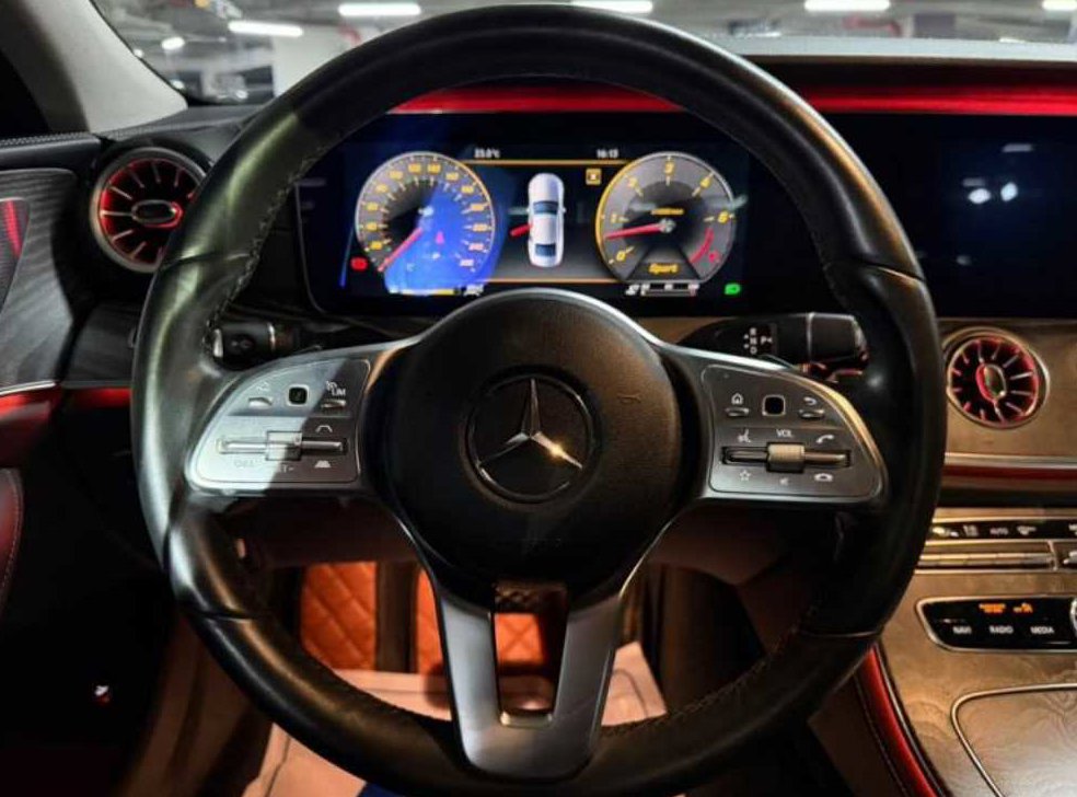 벤츠 CLS 클래스 CLS 400d 4MATIC 사진 8