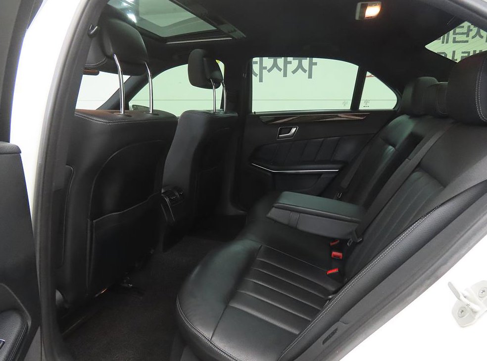벤츠 E 클래스 E300 엘레강스 사진 6