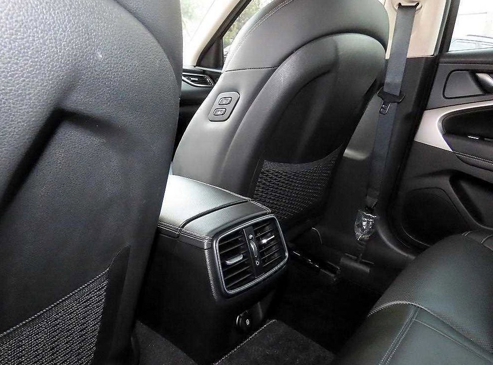 제네시스 G70 가솔린 3.3T 4WD 사진 17