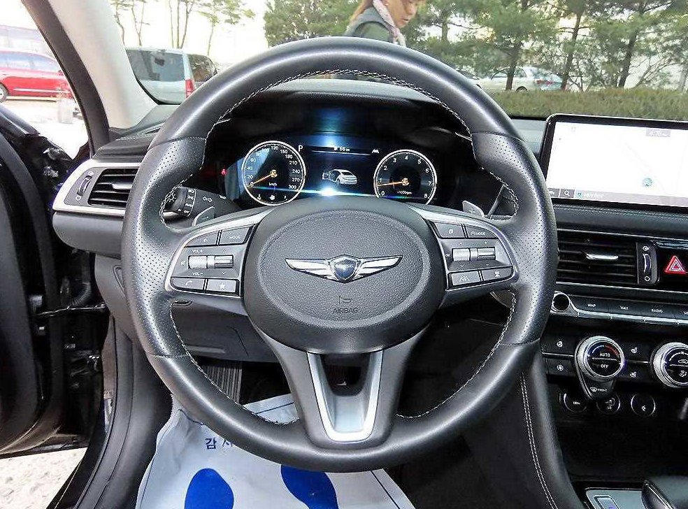 제네시스 G70 가솔린 3.3T 4WD 사진 8