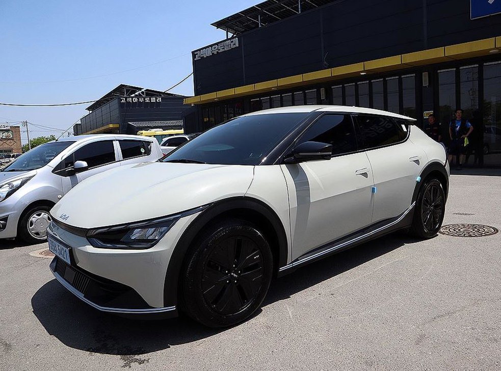 기아 EV6 롱레인지 AWD 사진 2