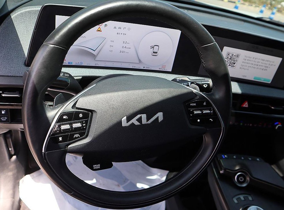 기아 EV6 롱레인지 AWD 사진 8