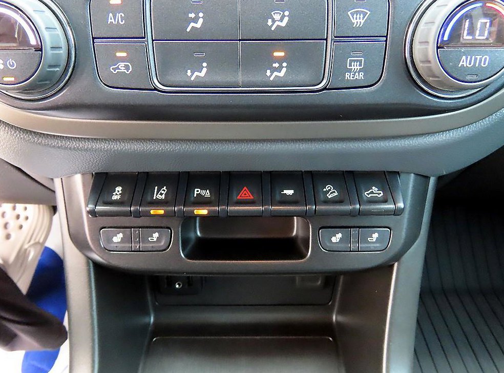 쉐보레 콜로라도 3.6 Z71-X 미드나잇 4WD 사진 15