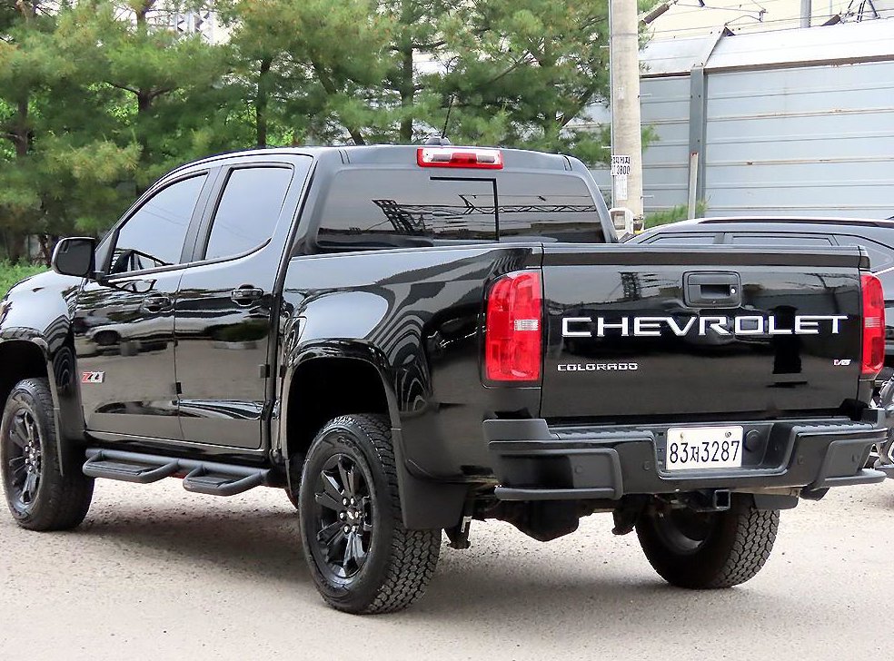 쉐보레 콜로라도 3.6 Z71-X 미드나잇 4WD 사진 3
