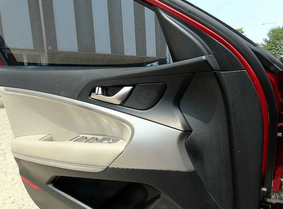 제네시스 G70 2.0T AWD 사진 11