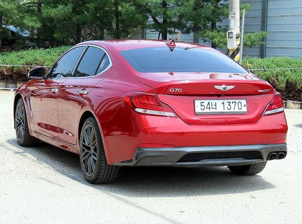 제네시스 G70 2.0T AWD 사진 3
