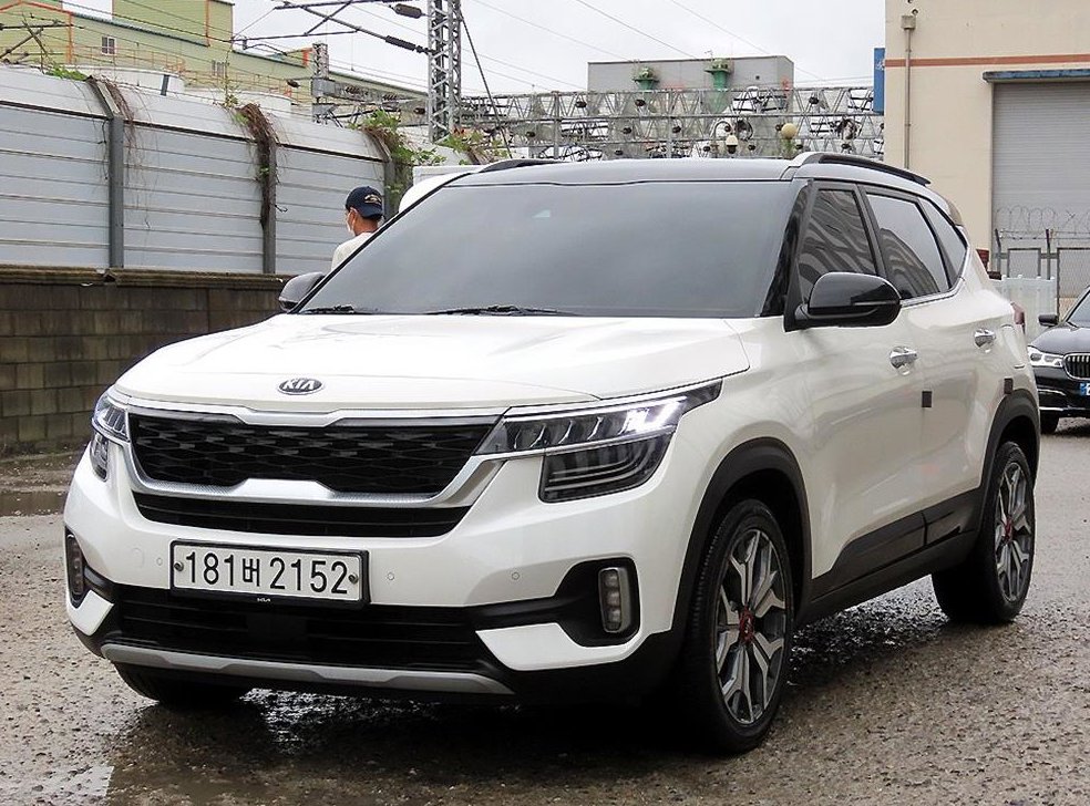 기아 셀토스 가솔린 1.6 터보 2WD 사진 2
