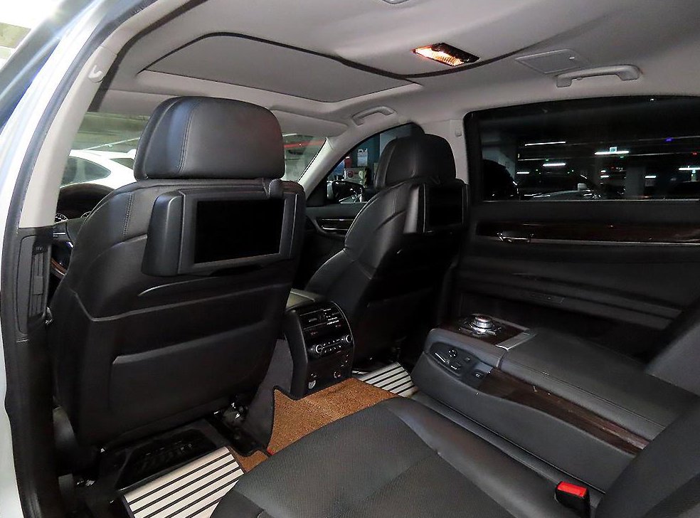 BMW 7시리즈 740 사진 14