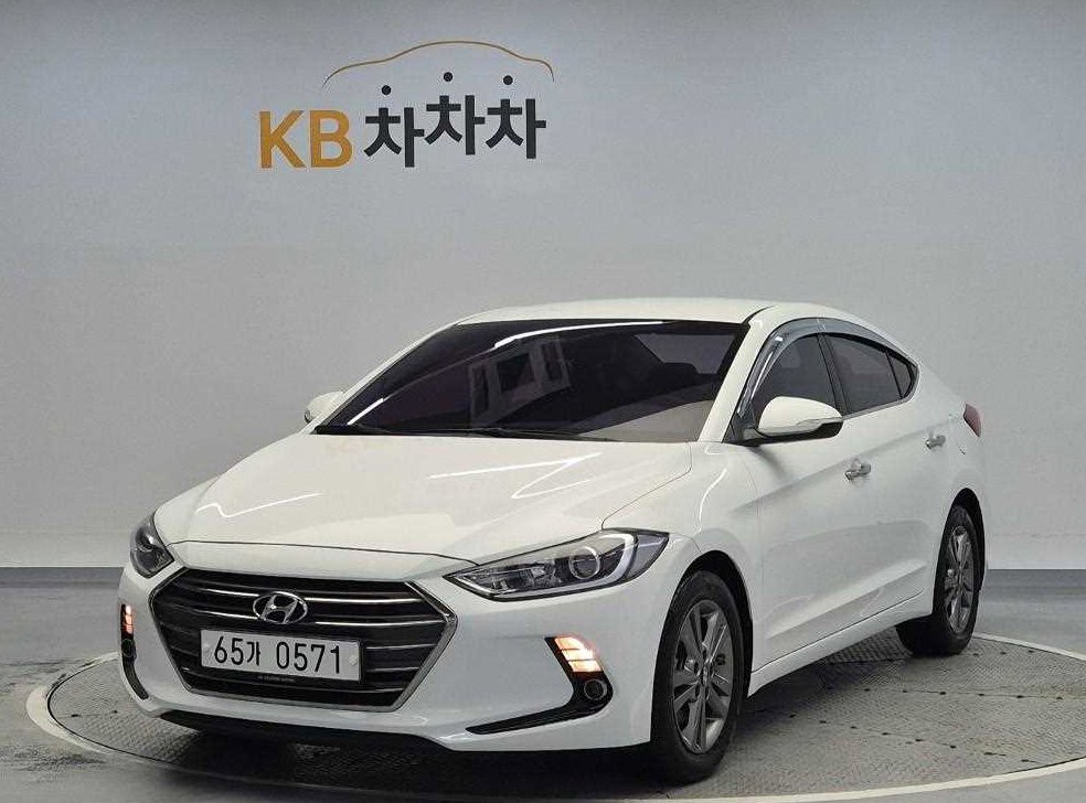 현대 아반떼 1.6 GDI 모던