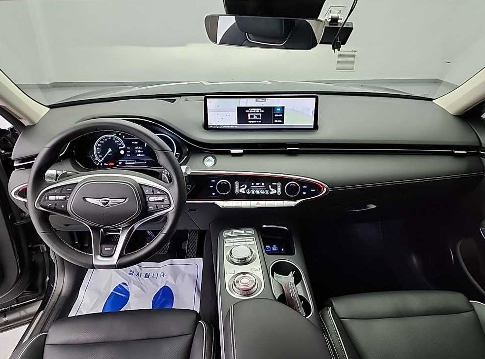 제네시스 GV70 e-AWD 사진 7