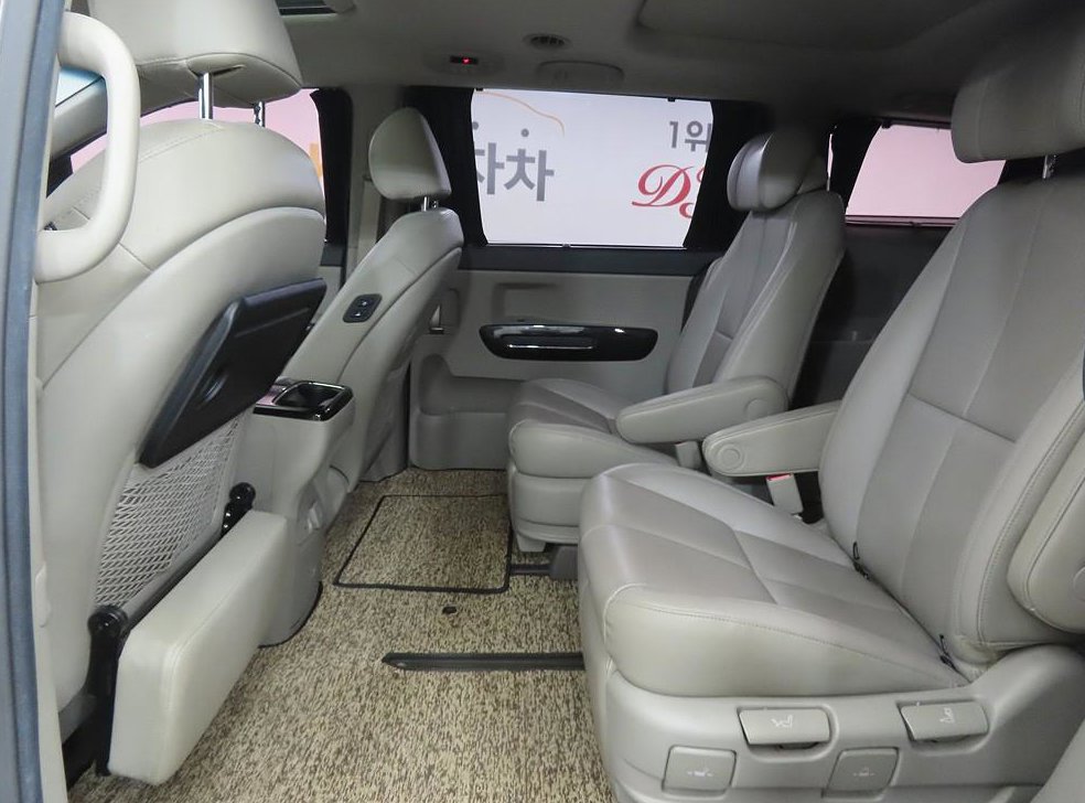 기아 카니발 가솔린 7인승 리무진 사진 6