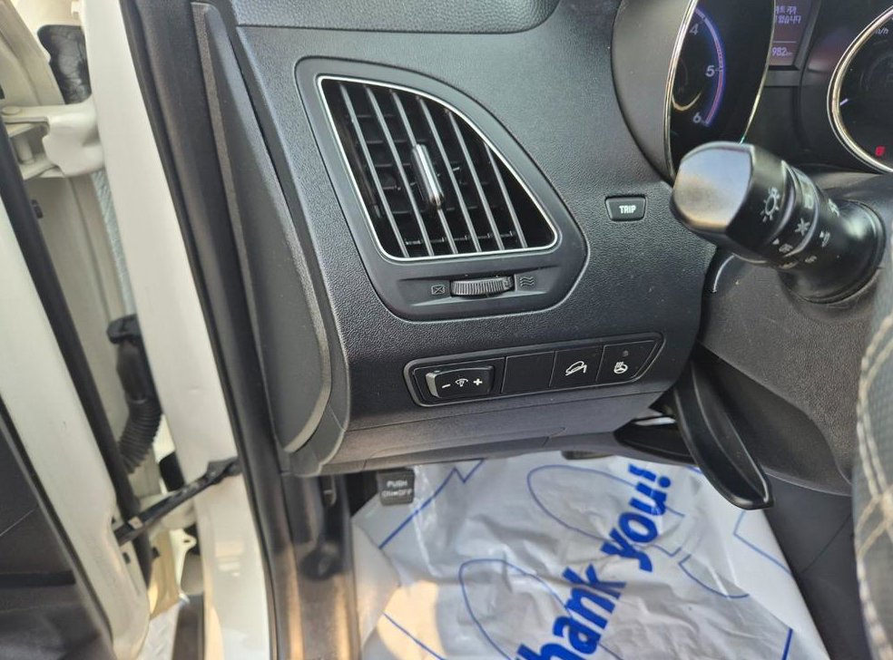 현대 투싼 2WD VGT LX20 사진 10