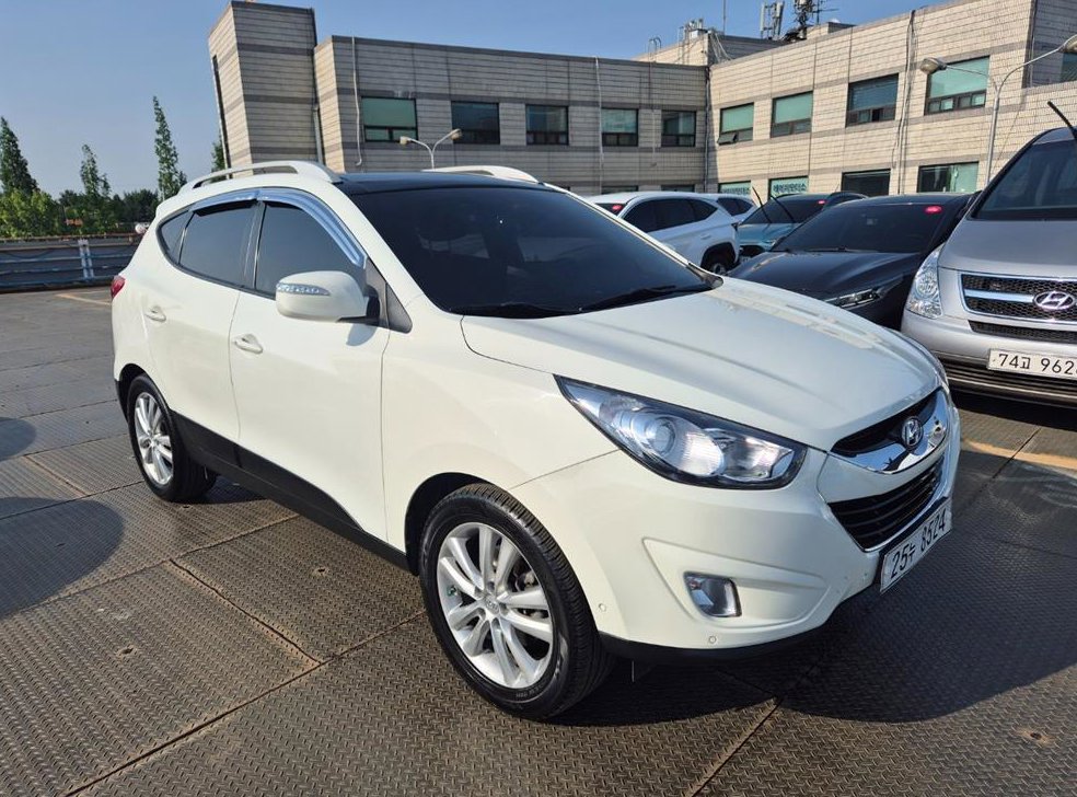 현대 투싼 2WD VGT LX20 사진 3