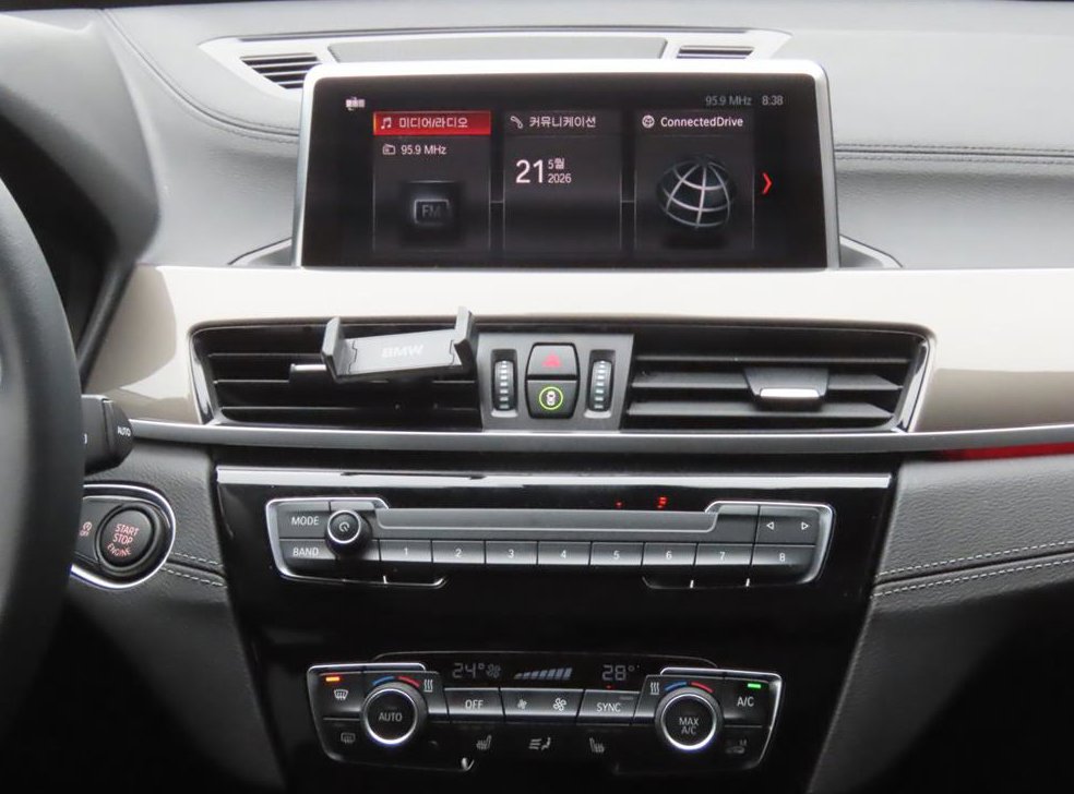 BMW X1 xDrive 20i xLine 사진 10