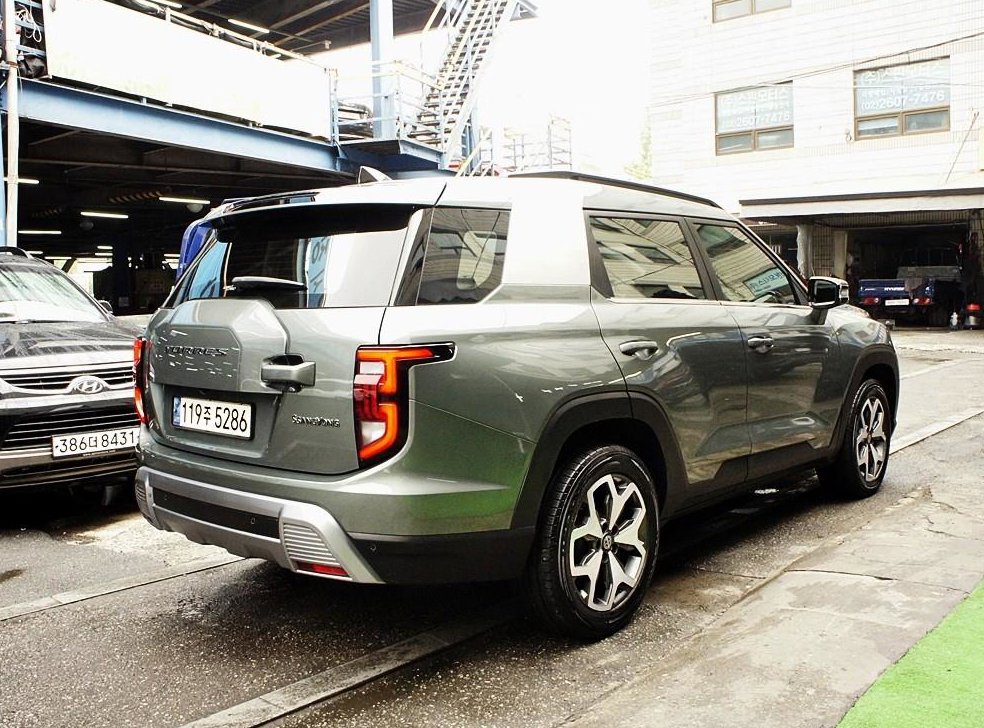 KG모빌리티(쌍용)  토레스 1.5 GDI-T 4WD 사진 4
