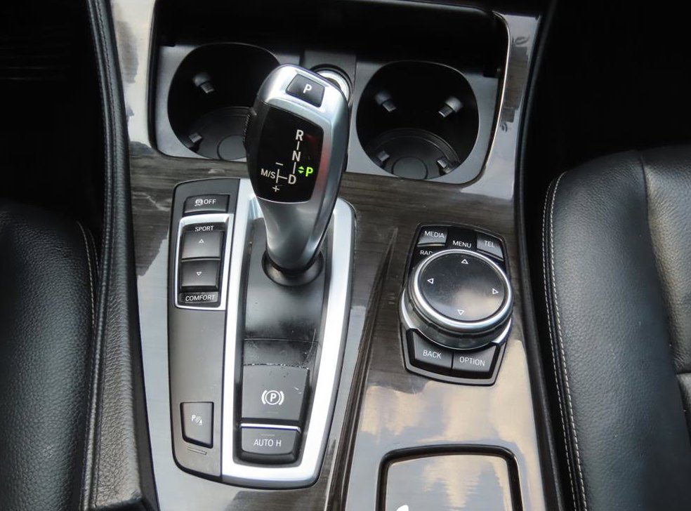 BMW 5시리즈 520d 럭셔리 사진 12