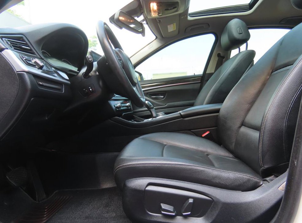 BMW 5시리즈 520d 럭셔리 사진 15