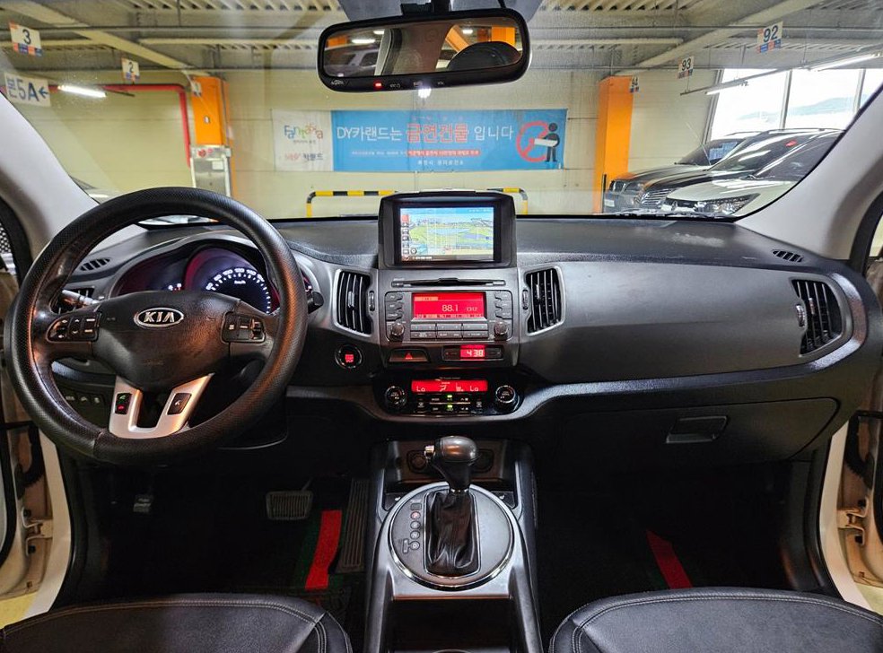 기아 스포티지 2WD TLX 사진 8