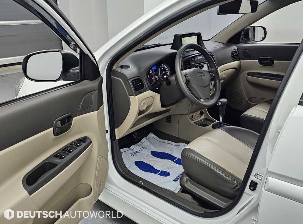 현대 베르나 1.4 DOHC 사진 11