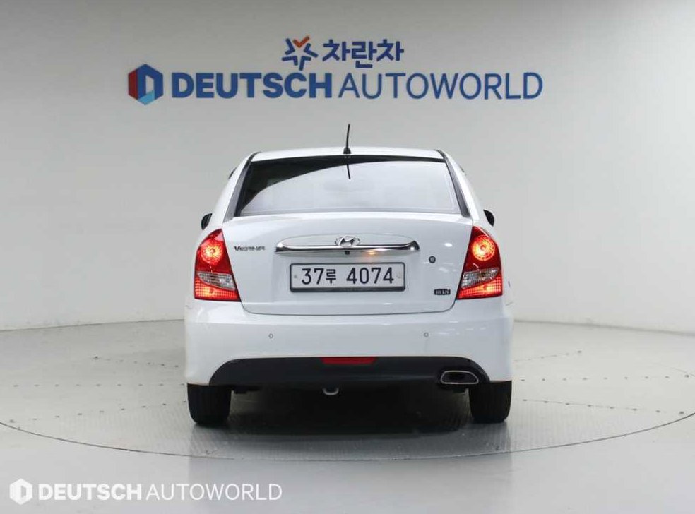 현대 베르나 1.4 DOHC 사진 4