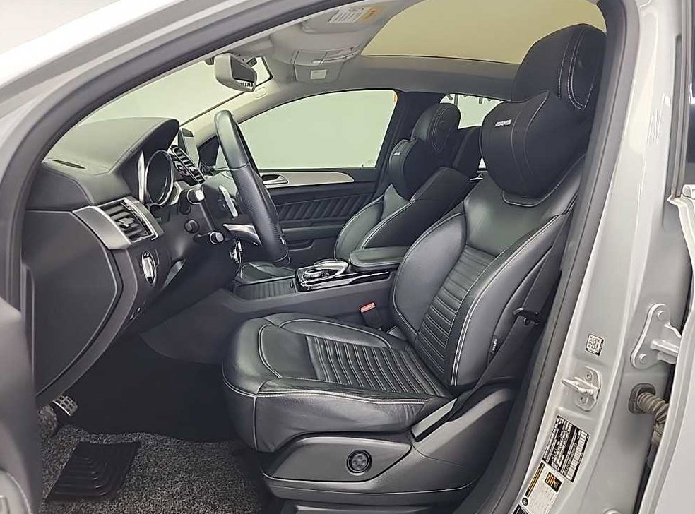 벤츠 GLE 클래스 GLE 350 d 4MATIC 쿠페 사진 11
