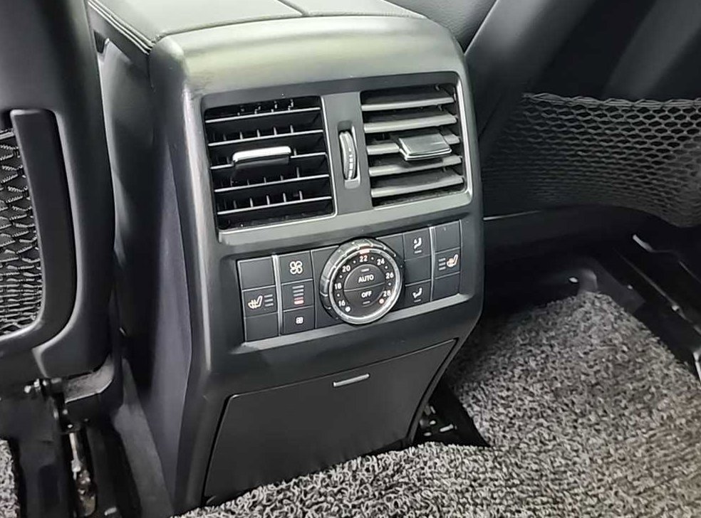 벤츠 GLE 클래스 GLE 350 d 4MATIC 쿠페 사진 13