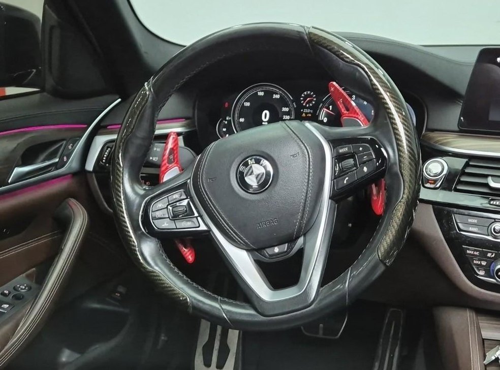 BMW 5시리즈 530i xDrive M 스포츠 플러스 사진 11