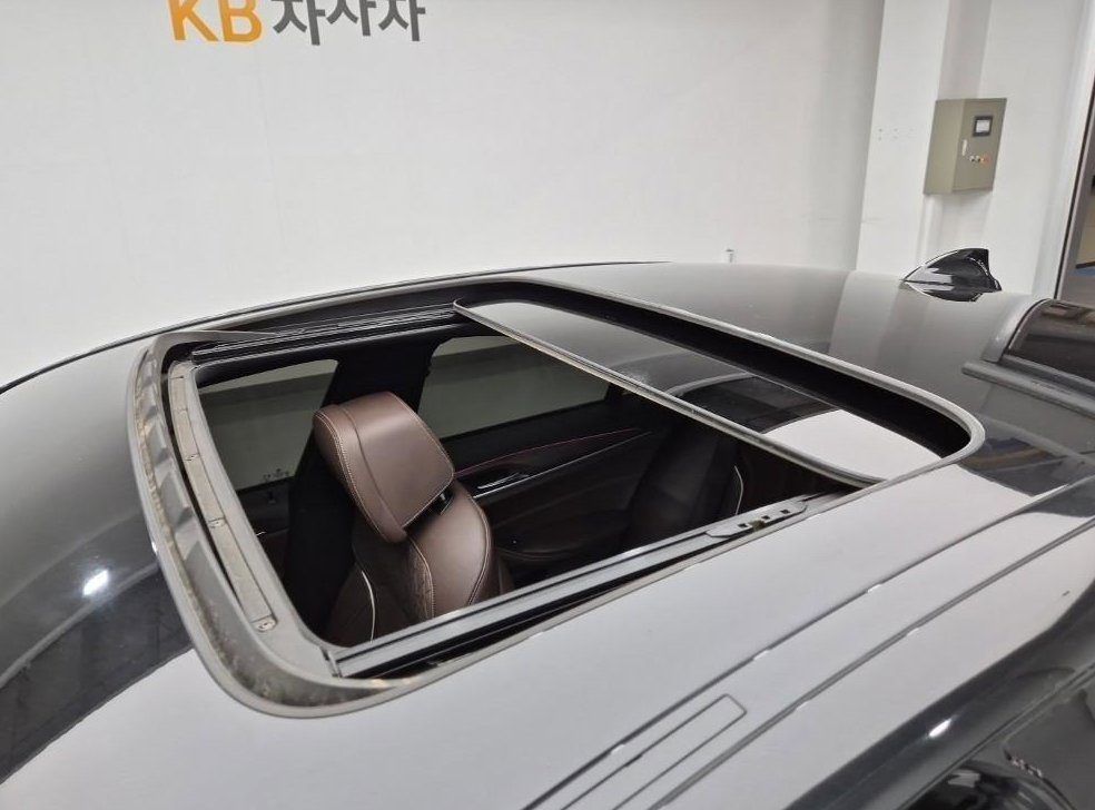 BMW 5시리즈 530i xDrive M 스포츠 플러스 사진 15