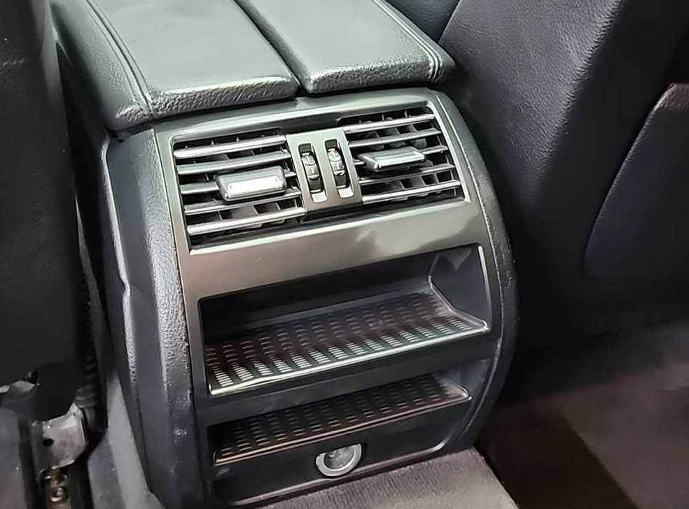 BMW 5시리즈 520d 사진 13