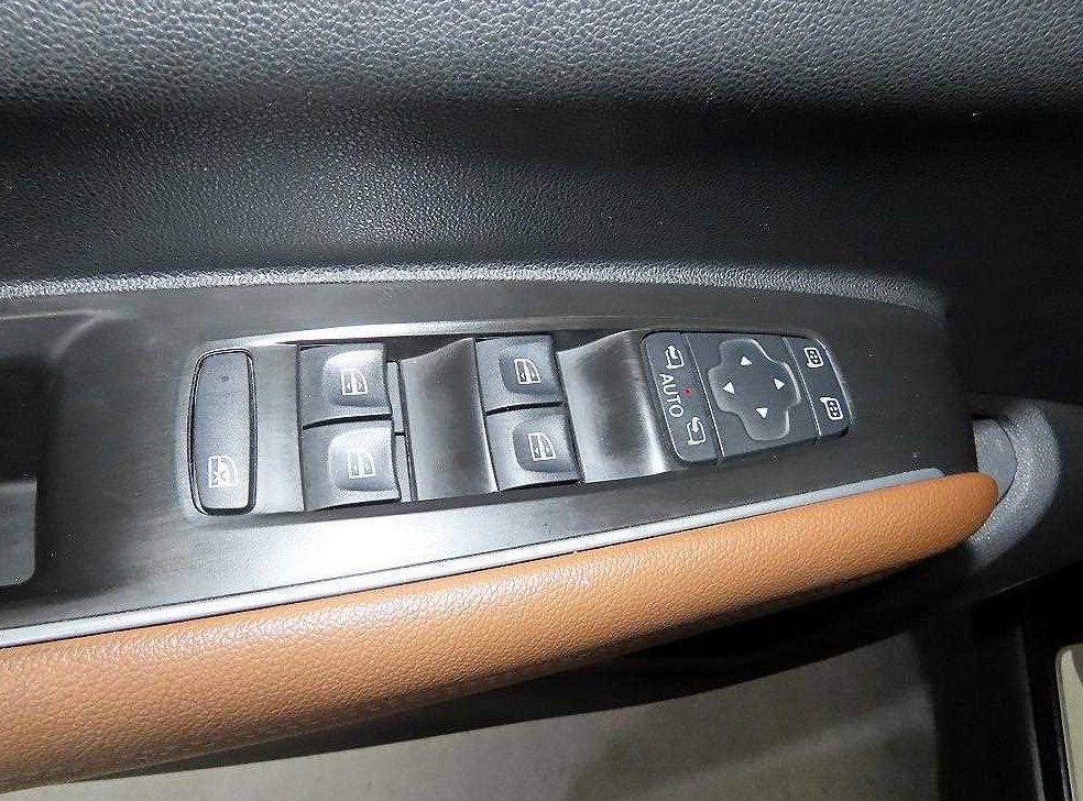 르노코리아(삼성) QM6 2.0 LPe RE 시그니처 2WD 사진 13