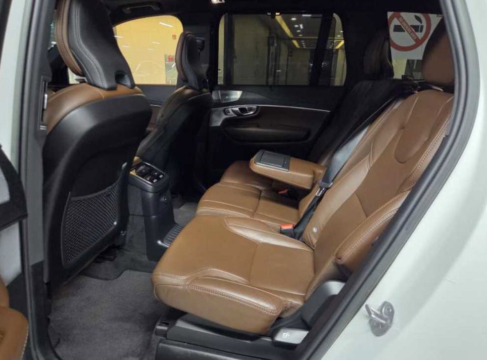 볼보 XC90 2.0 T8 AWD 사진 10