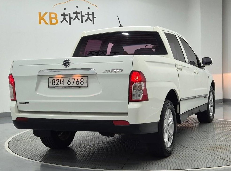 KG모빌리티(쌍용)  코란도 디젤 4WD CX7 사진 3
