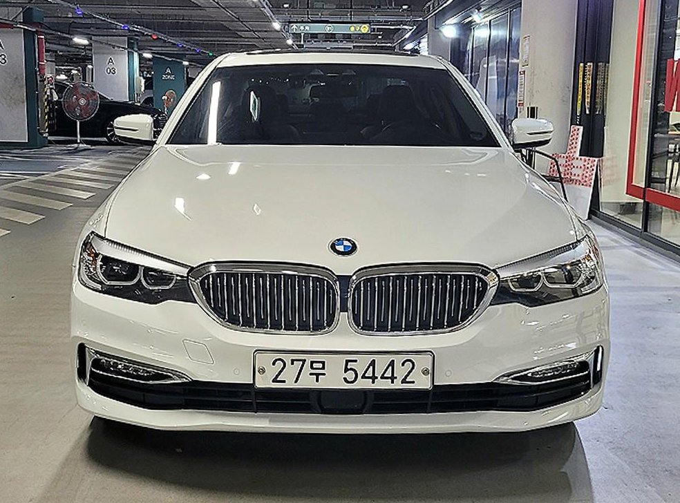 BMW 5시리즈 520i 럭셔리 사진 2
