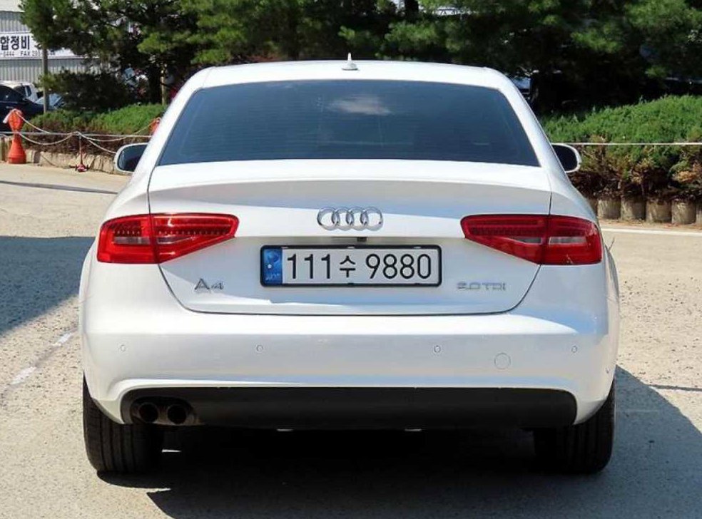 아우디 A4 2.0 TDI 사진 4