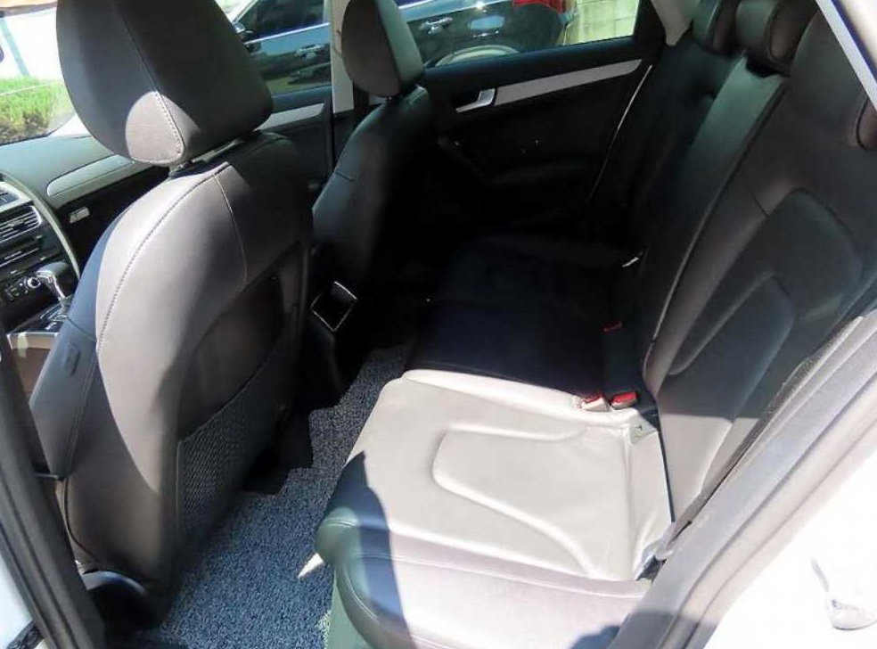 아우디 A4 2.0 TDI 사진 6