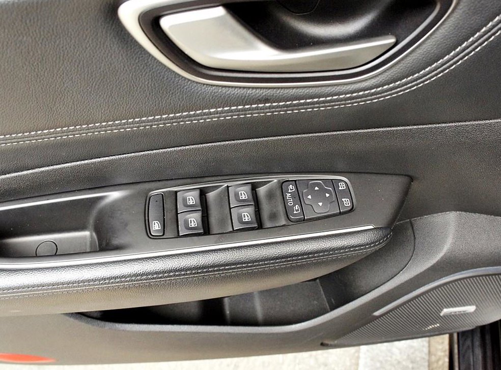 르노코리아(삼성) SM6 LPG 2.0 LPe 사진 13
