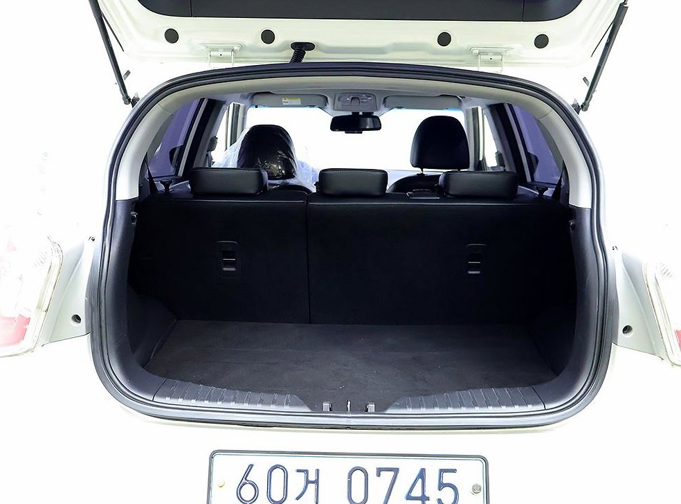 KG모빌리티(쌍용)  티볼리 가솔린 2WD 1.6 VX 사진 18