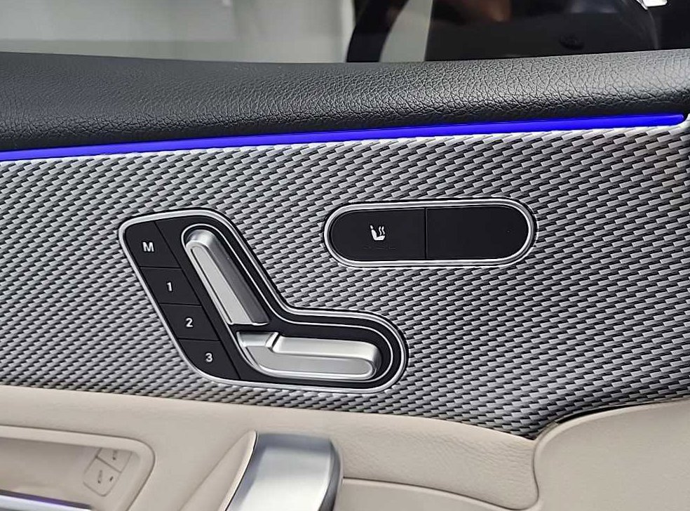 벤츠 A 클래스 A220 세단 사진 15